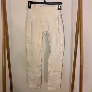 Lululemon All The Right Places Cropped Leggings